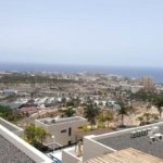 This luxury three bedroom apartment offers fantastic panoramic views of the ocean and the magical Tenerife sunsets in the Caldera del Rey.