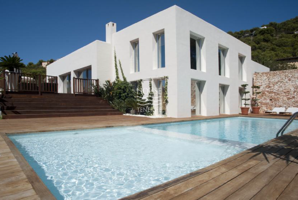 Villa 4 Bedrooms Es Cavallet 890