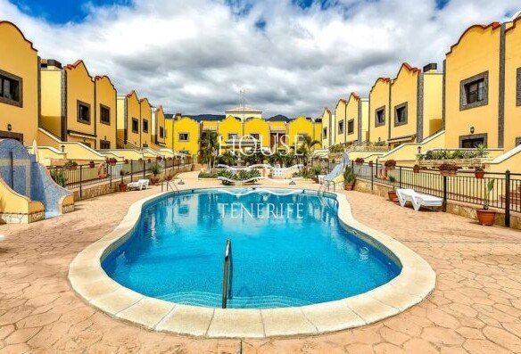 Apartment in Aparthotel El Duque in Adeje