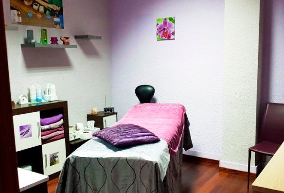 Beauty Saloon for sale