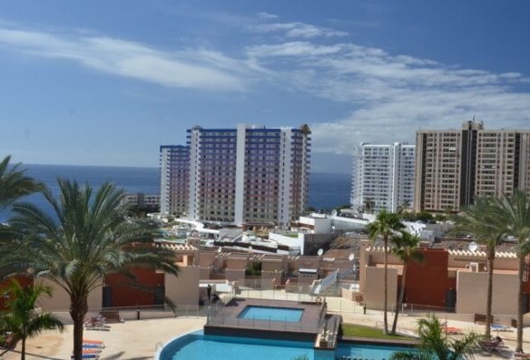 2 bebroom apartment located on top level in Playa Paraiso