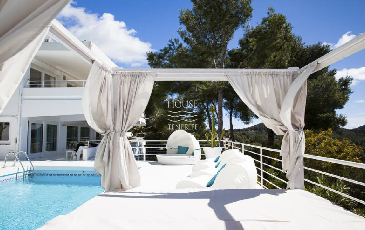 Villa 6 Bedrooms Can Furnet 912