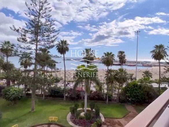 Beautiful Front Line Penthouse In Los Cristianos 1317