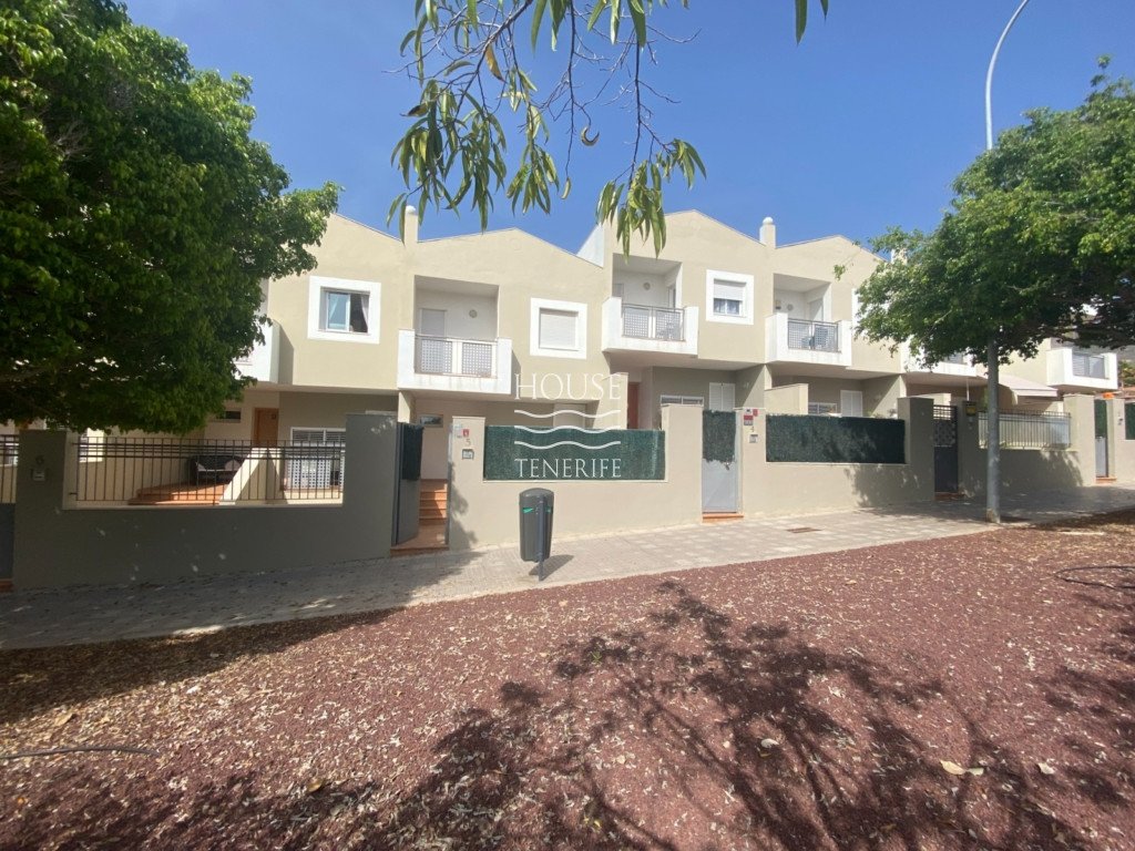 Superbe maison de 3 chambres dans le complexe Madronal, Oasys de Fanabe
