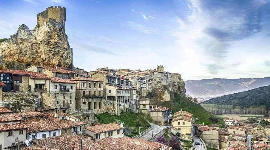 Authentic towns of central Spain