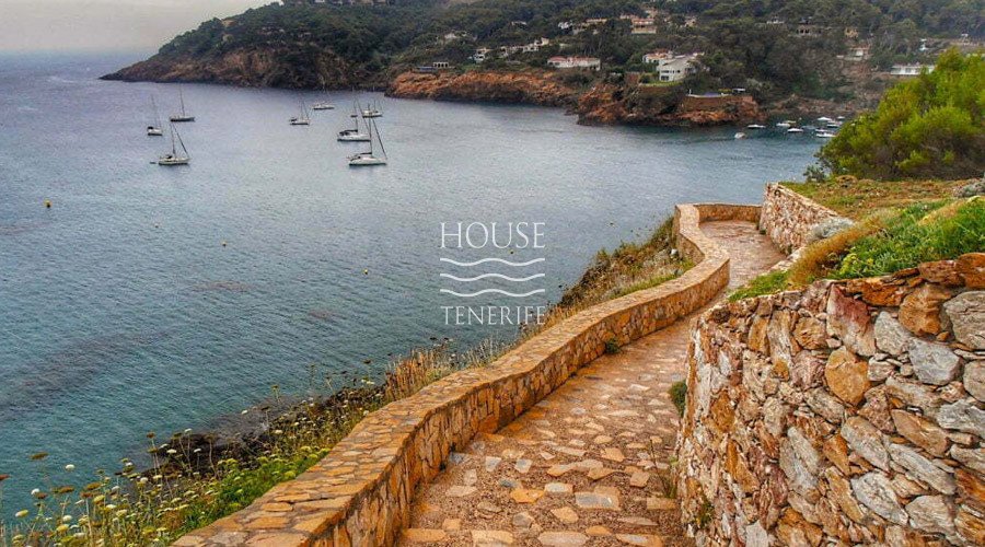 Lesser-Known Costa Brava Coastal Towns