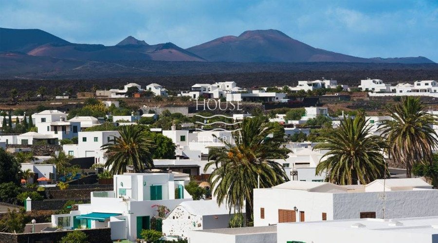 How to Choose the Perfect Area on Lanzarote for Buying Real Estate
