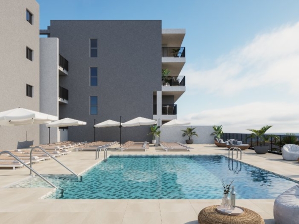 CAM_13_PISCINA