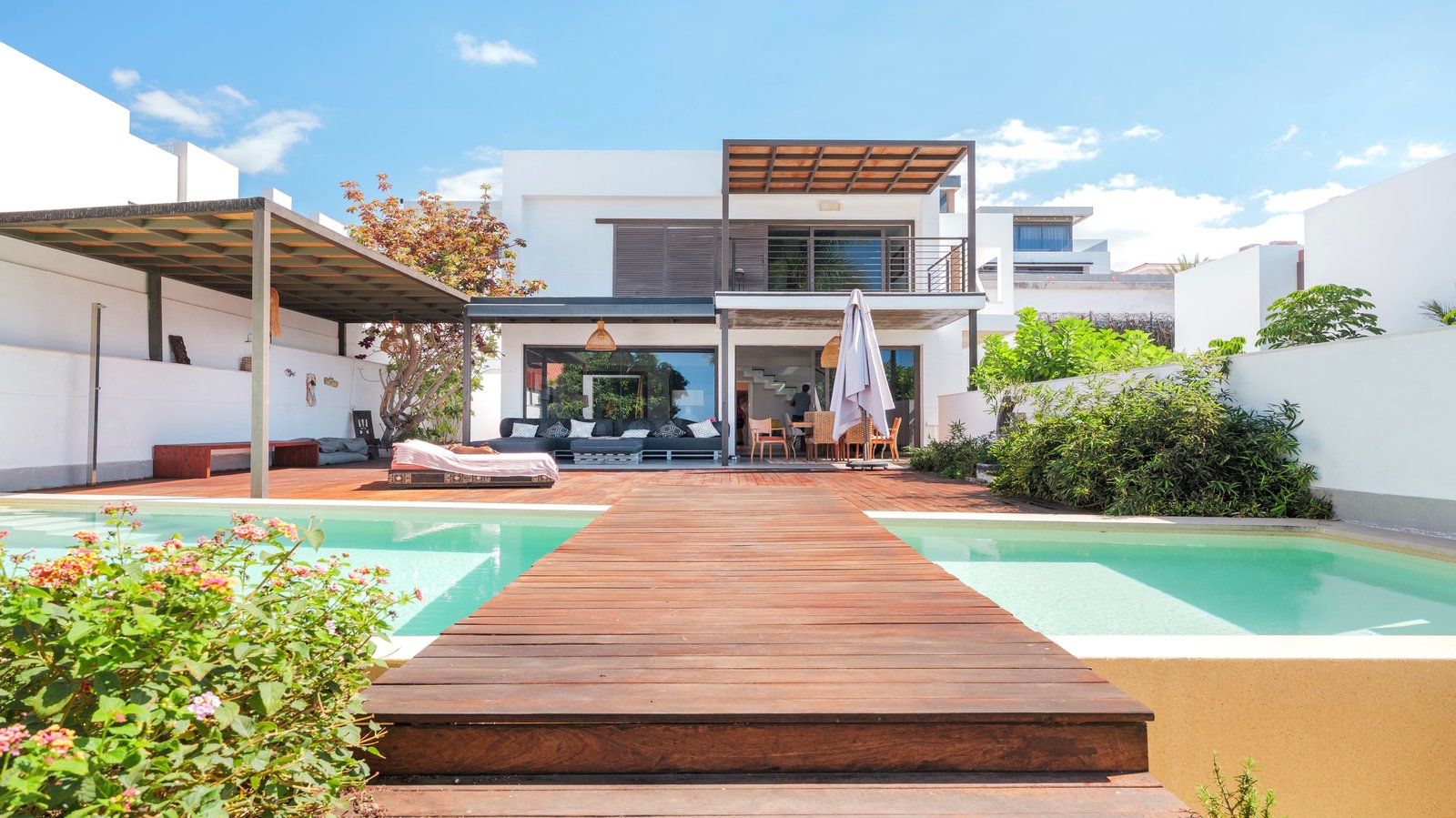 Captura de Pantalla 2025-10-15 a las 20.34.50_6.735377