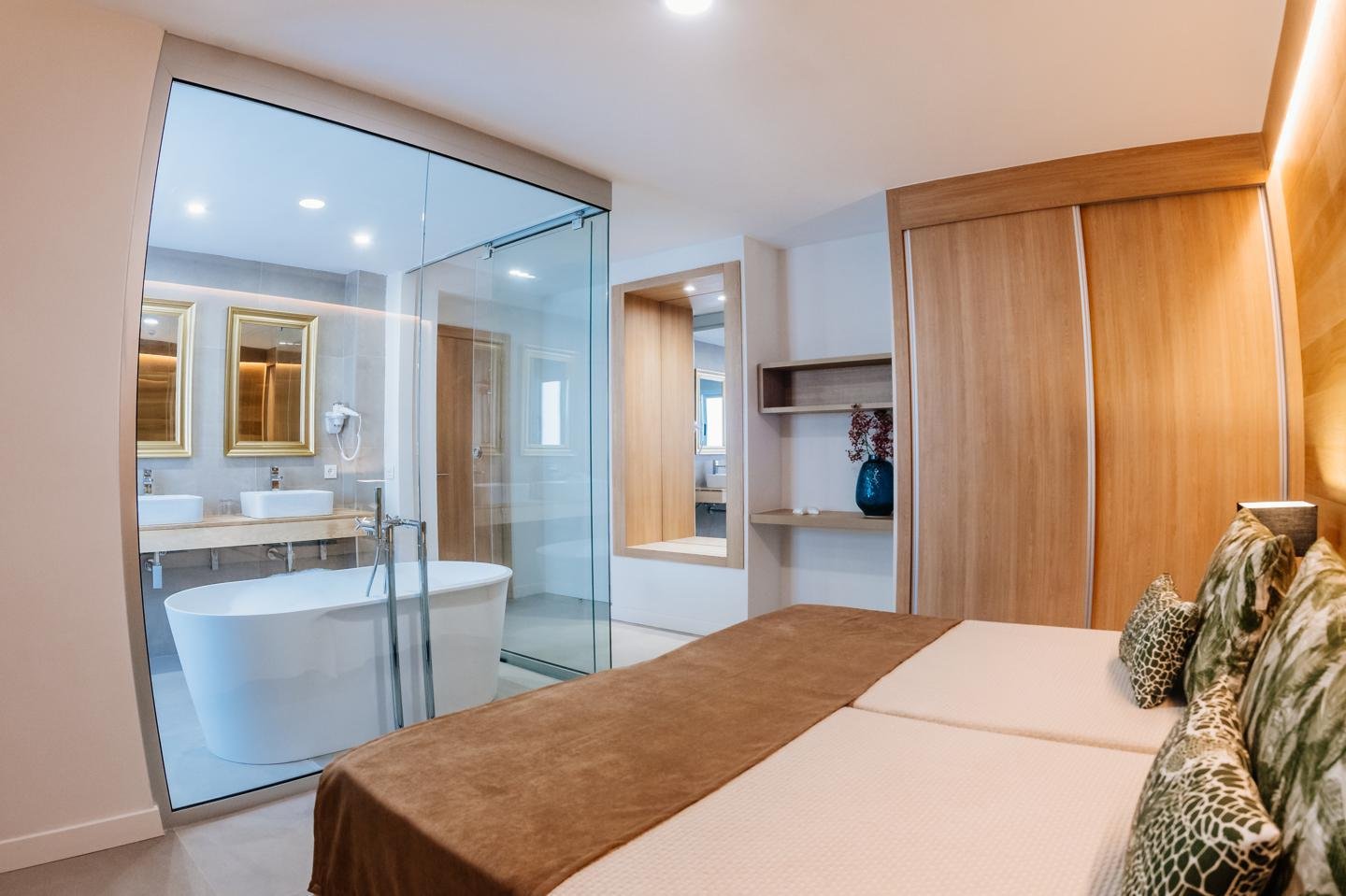 WhatsApp Image 2025-10-31 at 10.06.56 AM