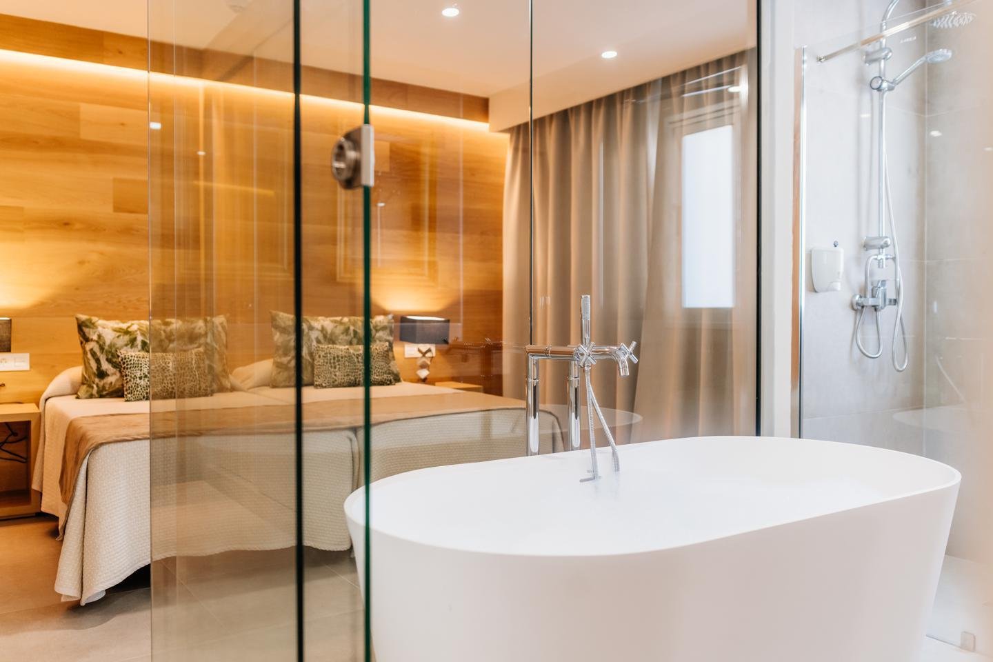 WhatsApp Image 2025-10-31 at 10.07.03 AM (1)