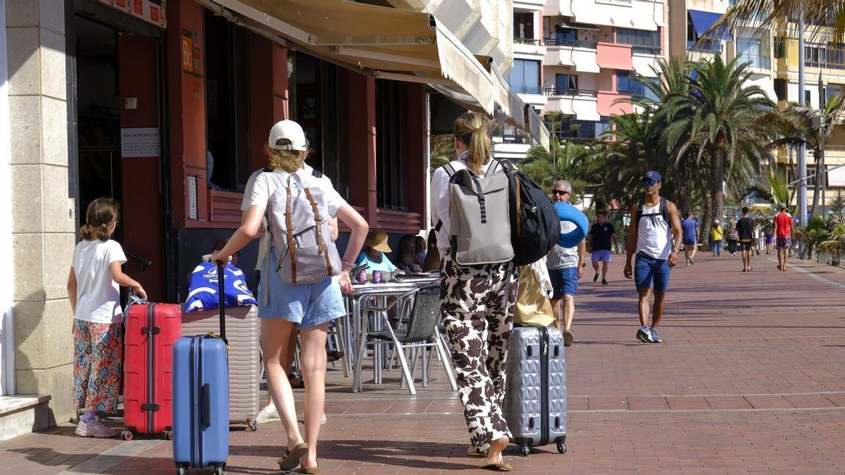 Hotel Room Prices in the Canary Islands Rise for the Sixth Consecutive Summer