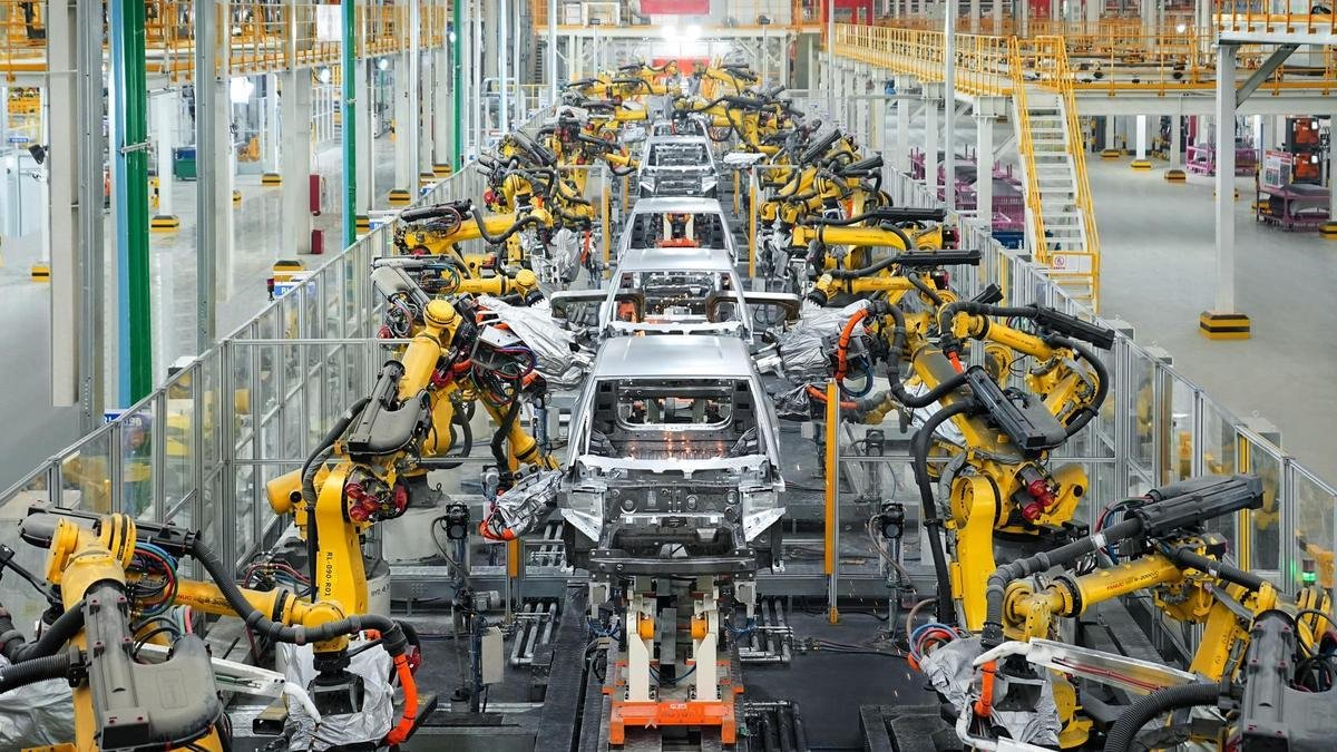 OECD Raises Spain’s Growth Forecast for 2026 Amid Inflation Concerns
