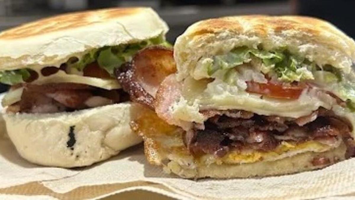 A Tenerife Institution: The Beloved Bar Zumería El Bocadillo